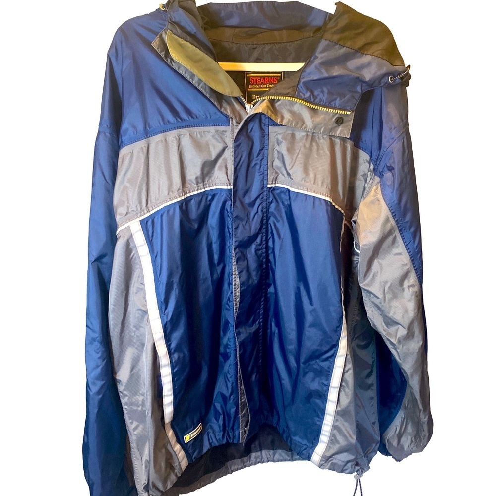 Stearns size XL windbreaker/rainproof Hoodie